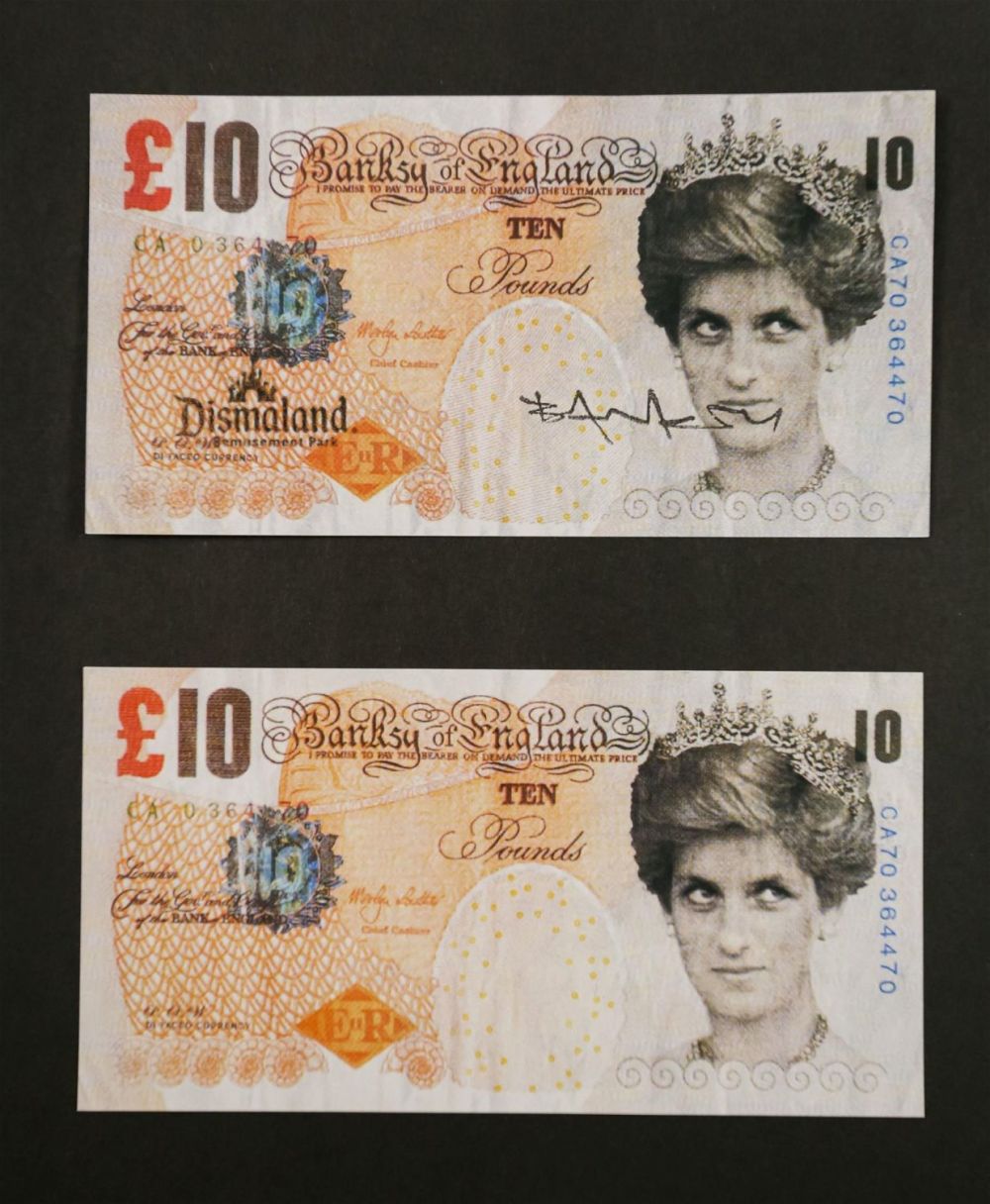 Lot 158: Two Banksy "Difaced Tenner" Pound Notes