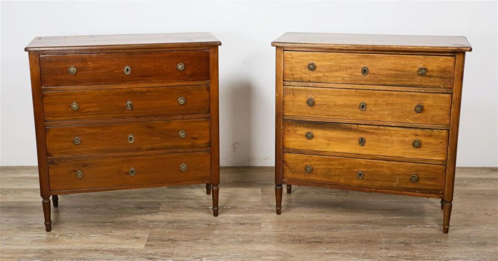 Lot 163: Pair of Sheraton Style Chests of Drawers