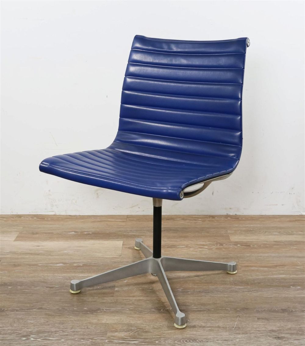 Lot 222: Eames for Herman Miller Aluminum Group Side Chair