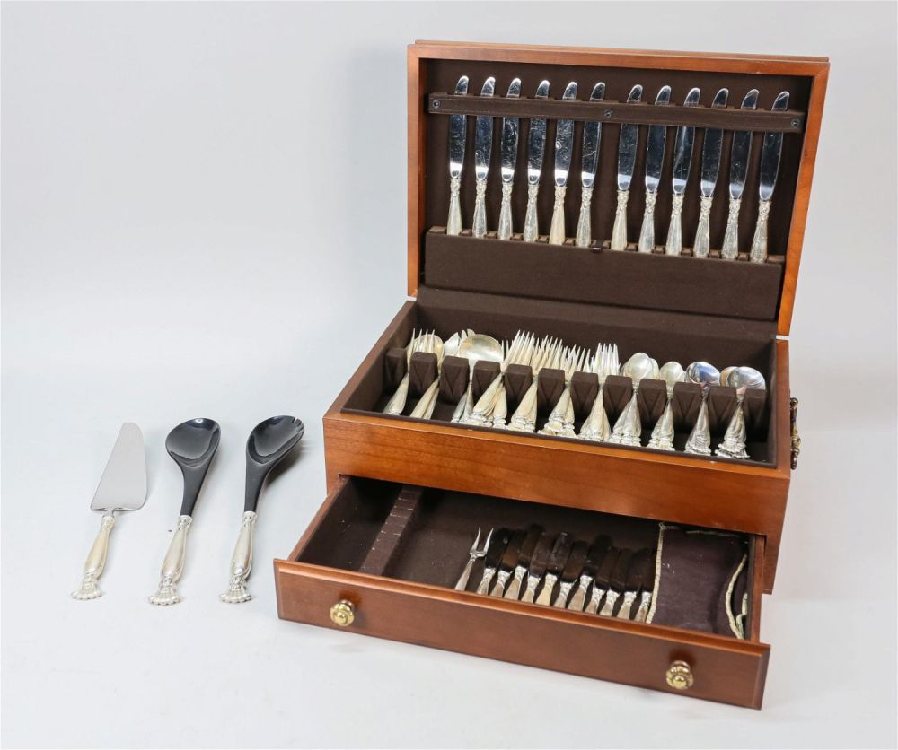 Lot 239: 83 Pieces Wallace Sterling Flatware