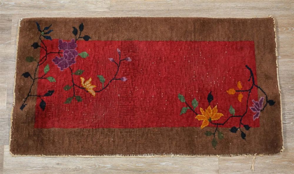Lot 293: Art Deco Chinese Rug