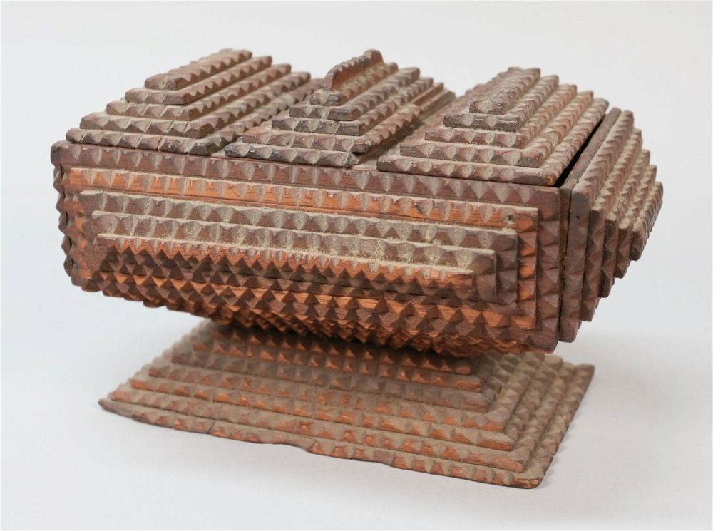 Lot 196: Tramp Art Box