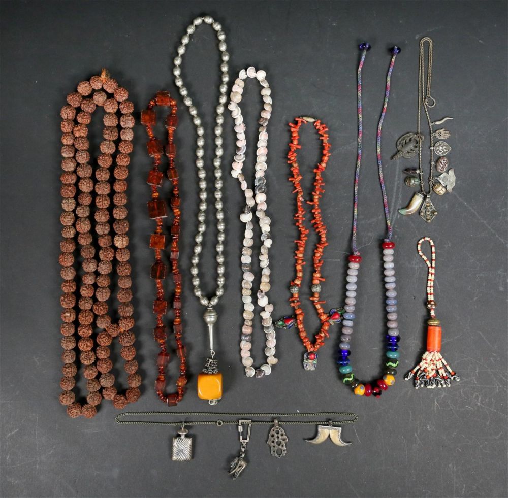 Lot 315: Grouping of Beaded Jewelry