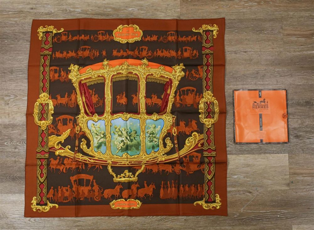 Lot 347: Hermes Paris "La Berline D'Or" Scarf