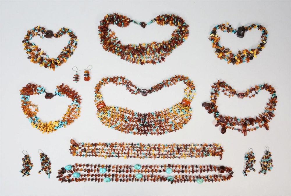 Lot 171: Lot of Amber & Turquoise Jewelry