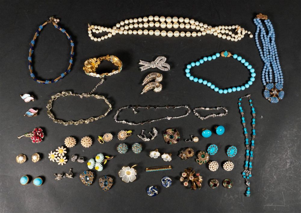 Lot 181: Lot of Designer Costume Jewelry