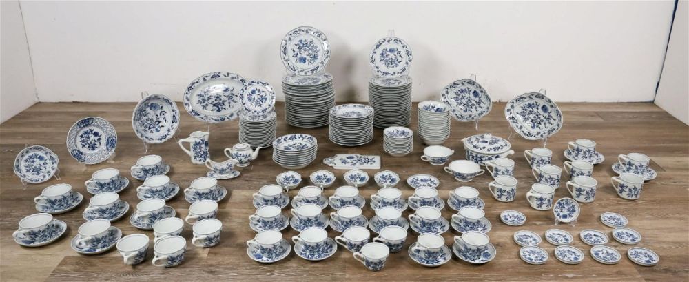 Lot 262: 225 Pieces Blue Danube Porcelain Dinnerware