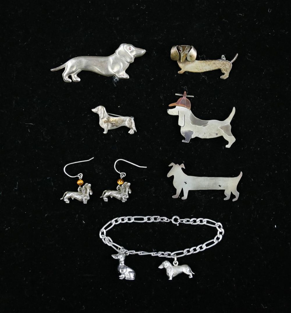 Lot 305: Lot Dachshund Jewelry
