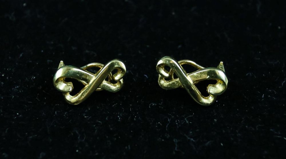 Lot 370: Paloma Picasso Tiffany 18k Gold Heart Earrings