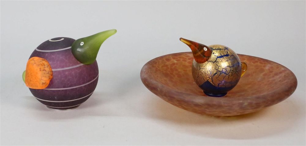 Lot 398: 2 Glasstudio Borowski Art Glass Birds