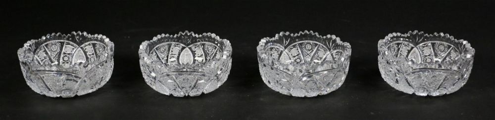 Lot 420: Set of 4 American Brilliant Cut Glass Finger Bowls