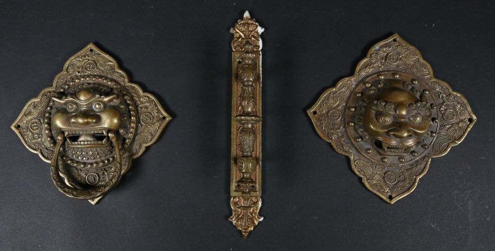 Lot 162: Brass Door Knockers and Handle