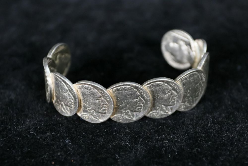 Lot 381: Buffalo Nickel Bangle