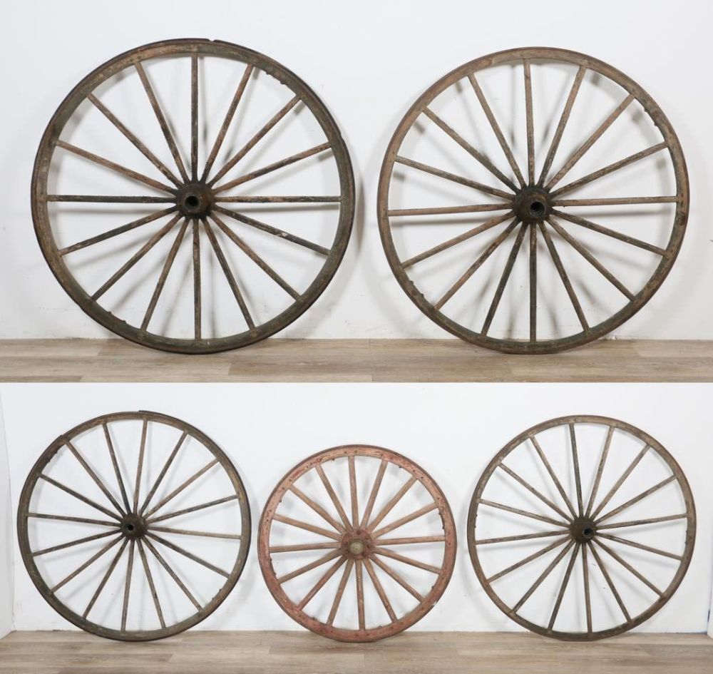 Lot 271: Grouping of 5 Rustic Wagon Wheels