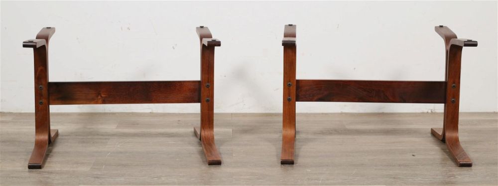 Lot 176: Pair of Ingmar Relling Siesta Side Tables