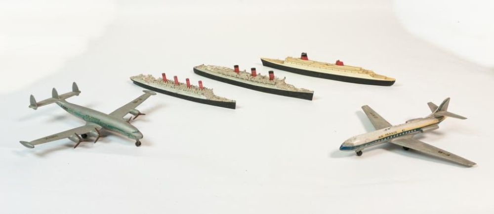 Lot 277: Grouping of Toy Battleships and Airplanes