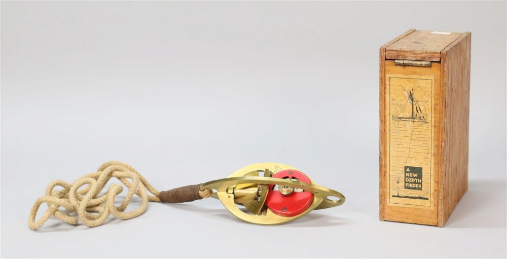 Lot 337: Walker's Harpoon II Depth Finder & Original Case