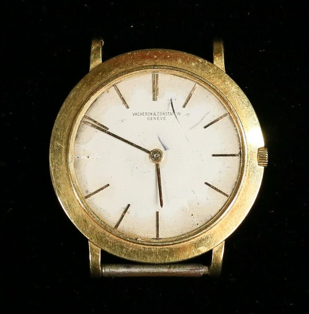 Lot 259: Vacheron & Constantin 18k Gold Watch