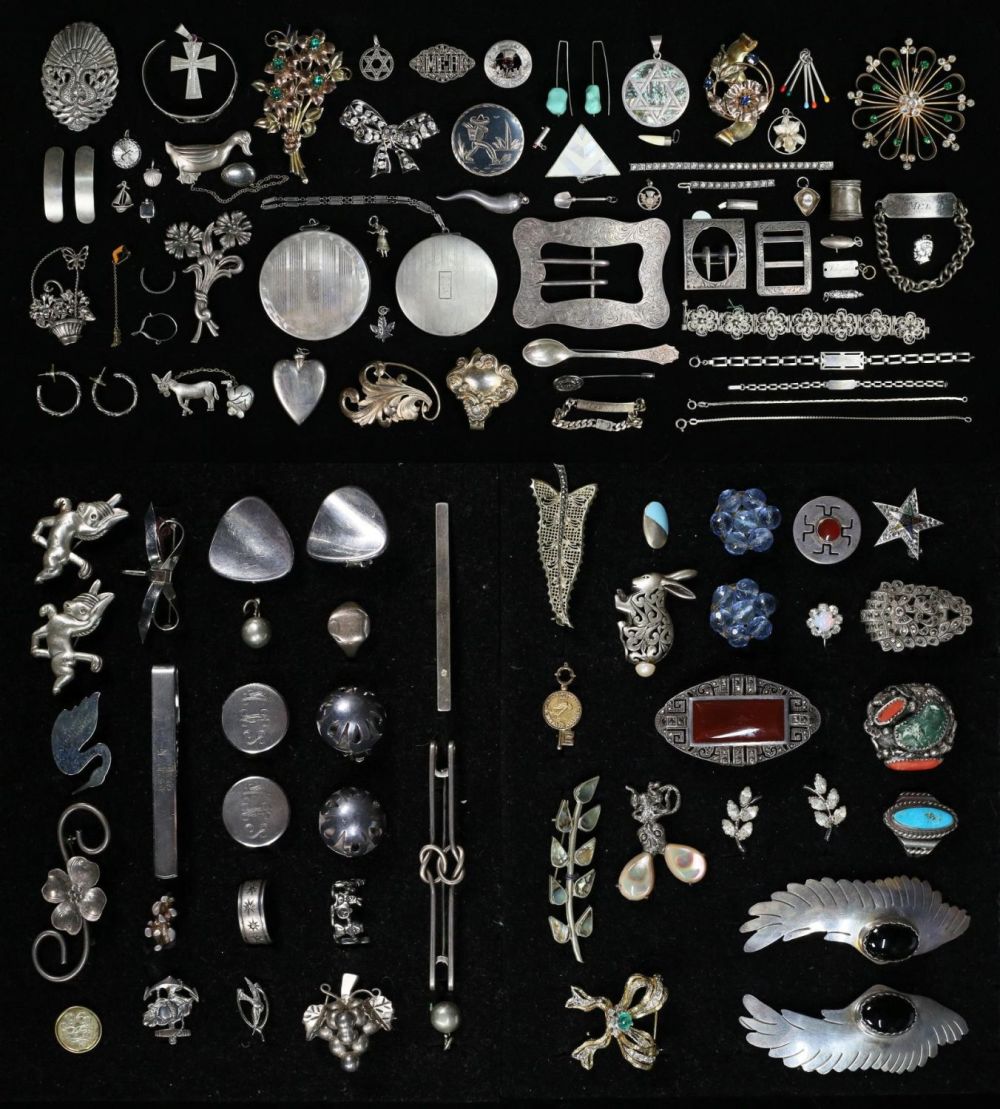 Lot 262: Lot of Sterling Silver Jewelry and Accessories