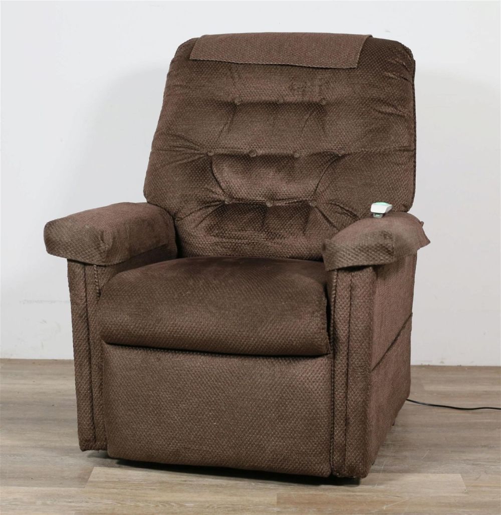 Lot 318: Pride Brown Lift Chair