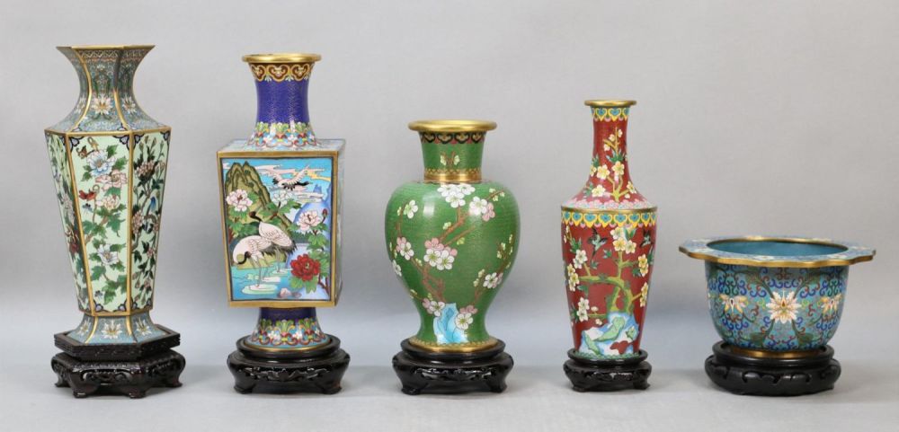Lot 238: 5 Piece Chinese Cloisonne Lot