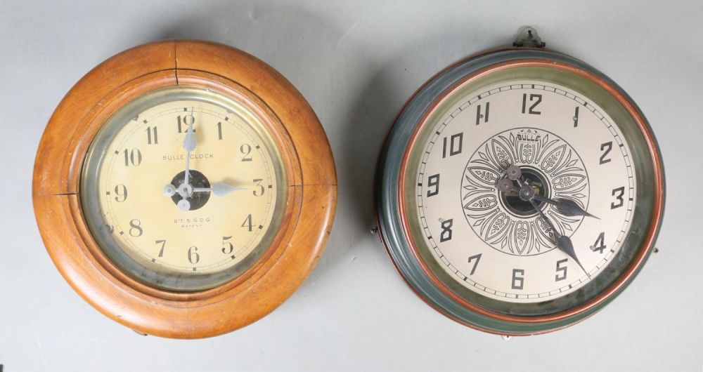 Lot 294: 2 Bulle Circular Electric Wall Clocks
