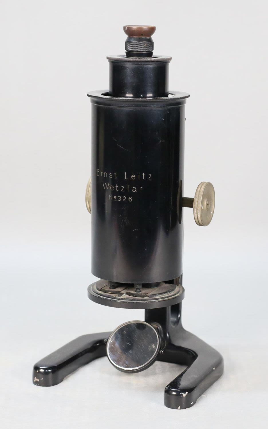 Lot 308: Ernst Leitz Wetzlar Colorimeter 326