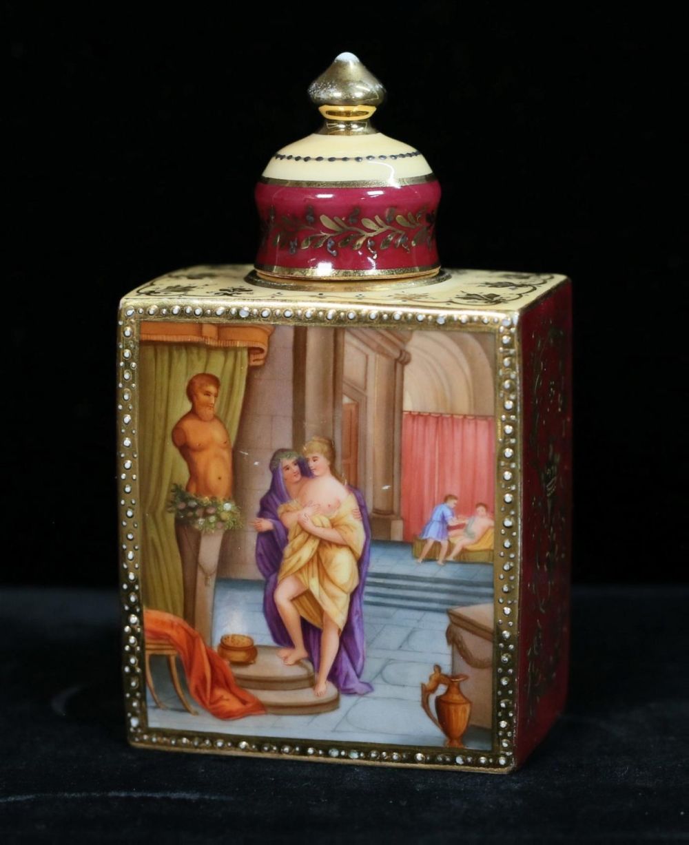 Lot 314: Royal Vienna Style Porcelain Bottle