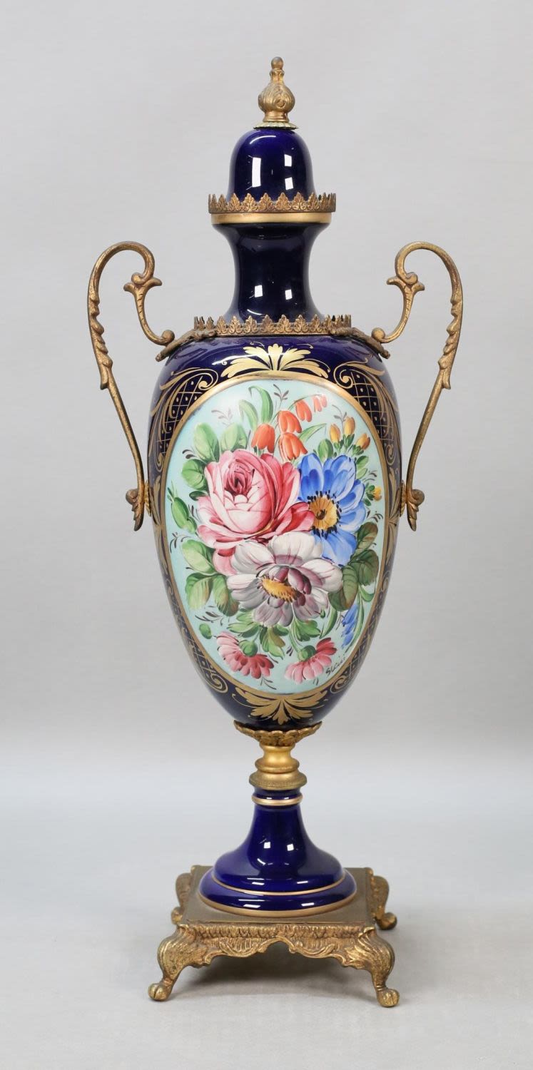 Lot 320: Sevres Style Italian Porcelain Urn