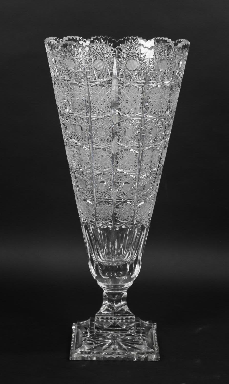 Lot 410: Continental Cut Crystal Vase