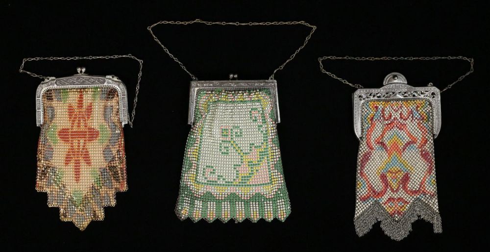 Lot 268: 3 Whiting & Davis Mesh Bags