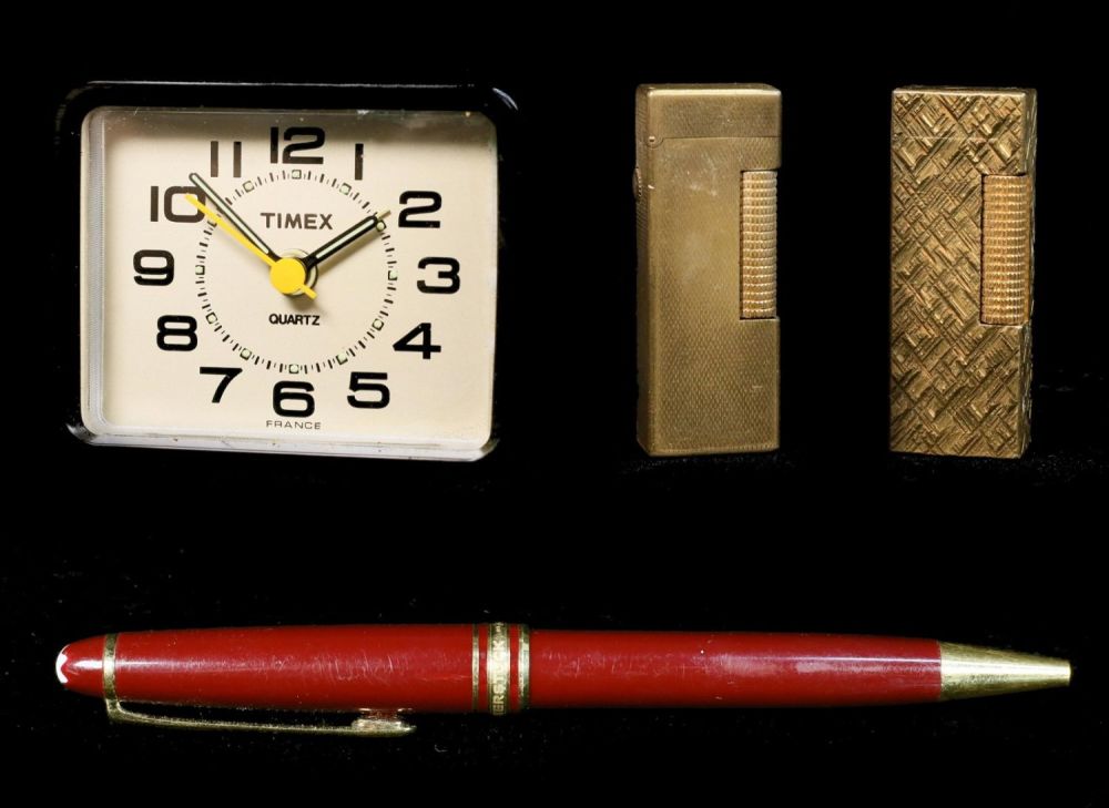 Lot 275: Mont Blanc Pen, Dunhill Lighters, Clock