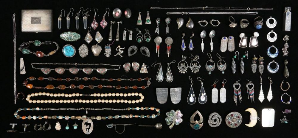 Lot 300: Lot of Silver Jewelry
