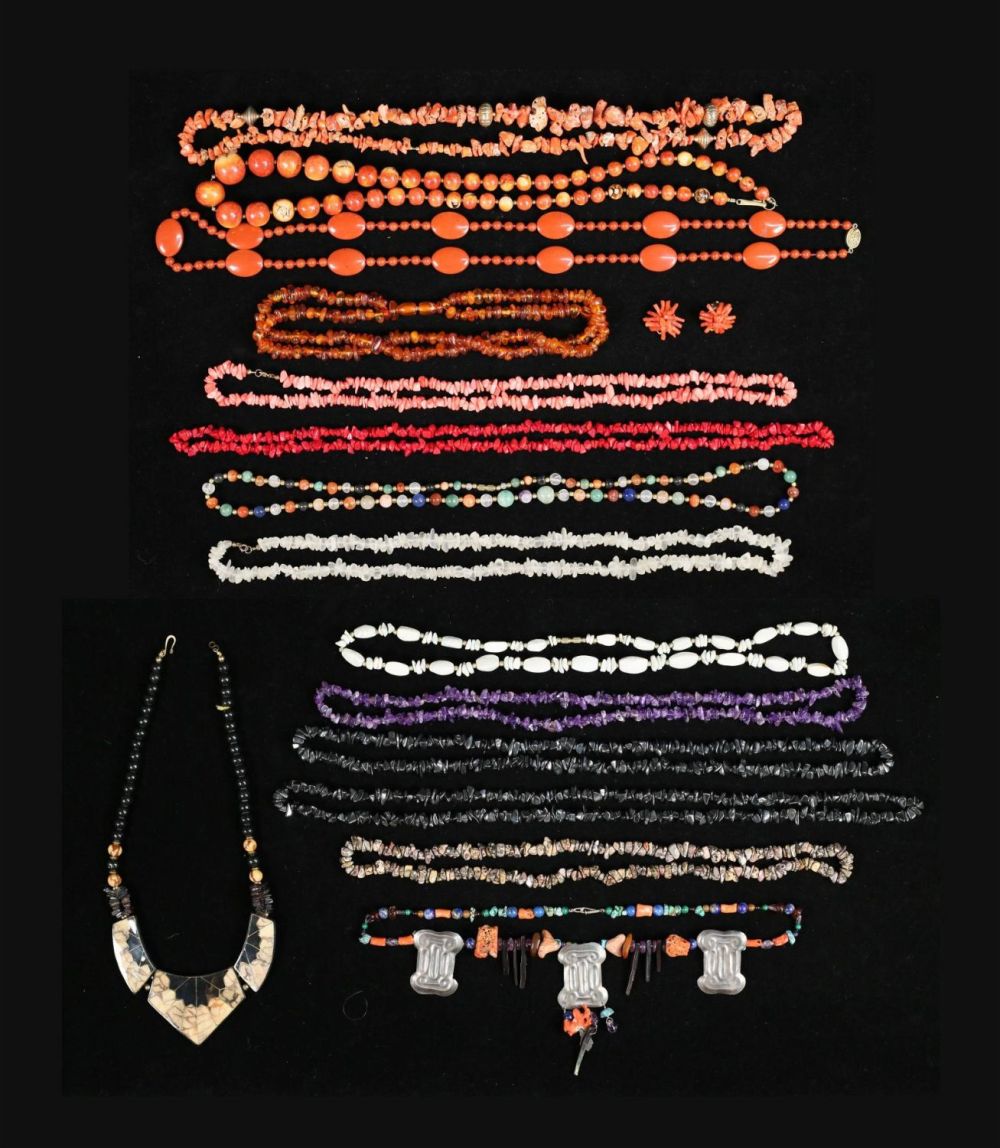 Lot 323: Lot of Coral and Natural Stone Jewelry