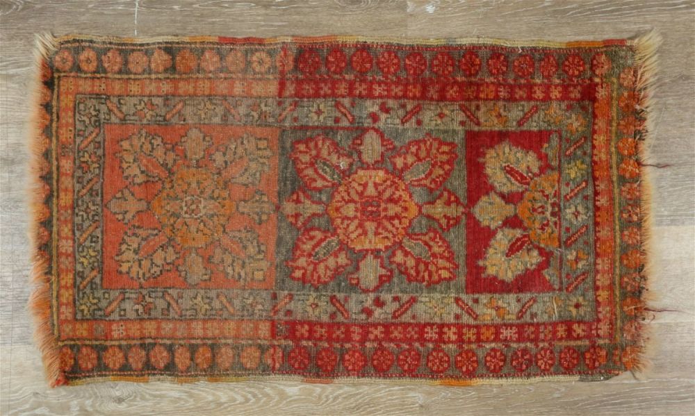 Lot 200: Turkish Style Prayer Rug