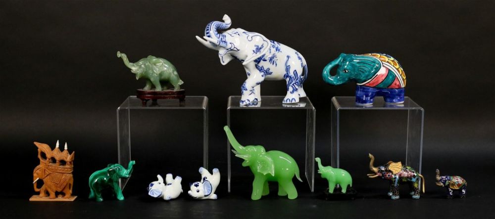 Lot 373: Lot of Elephant Figurines