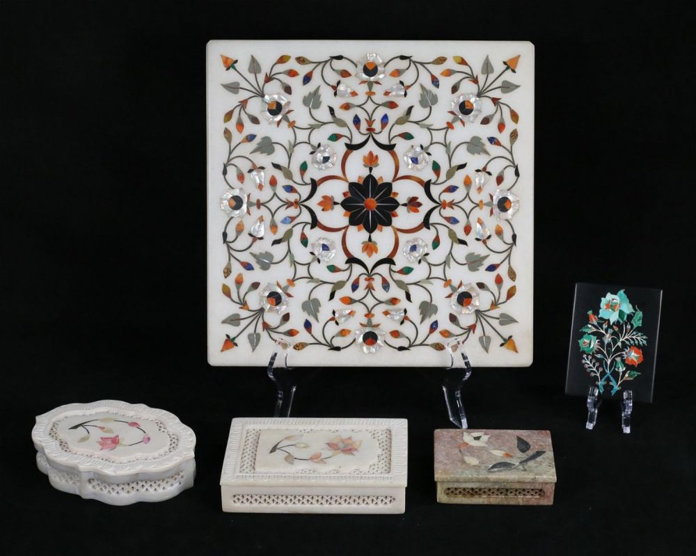 Lot 374: 5 Piece Pietra Dura Lot