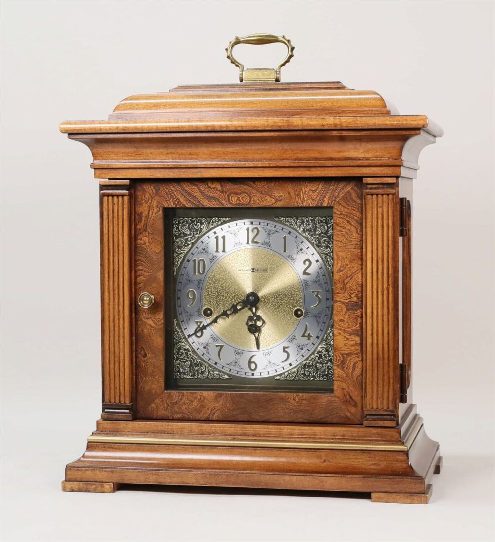 Lot 433: Howard Miller Mantel Clock
