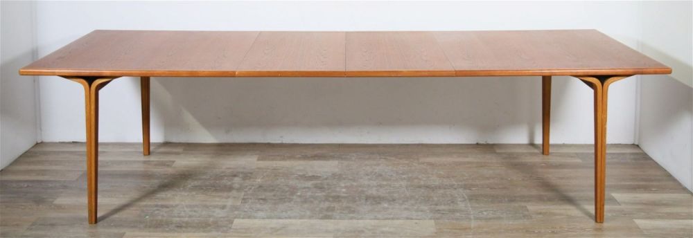 Lot 174: Bill Stephens for Knoll International Dining Table