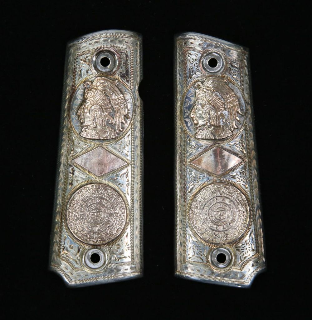 Lot 262: Set of Mexican Sterling & 10k Gold Pistol Grips