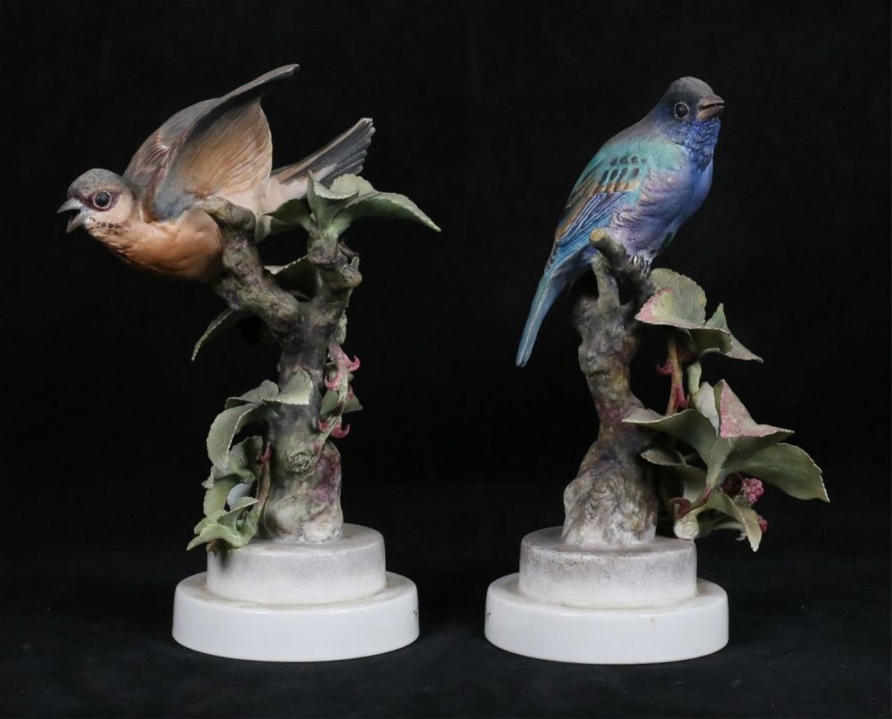 Lot 172: Royal Worcester Pair Indigo Bunting Bird Figures