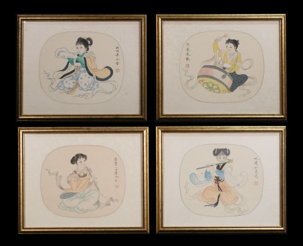 Lot 290: Set of 4 Chinese Paintings on Silk