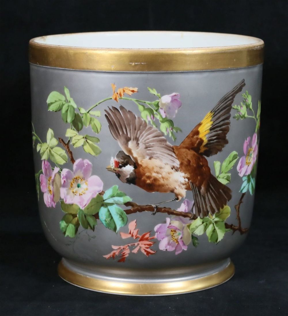 Lot 228: Paris Porcelain Jardiniere