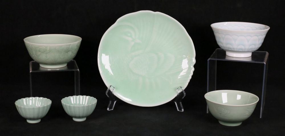 Lot 241: 6 Pieces Celadon Porcelain