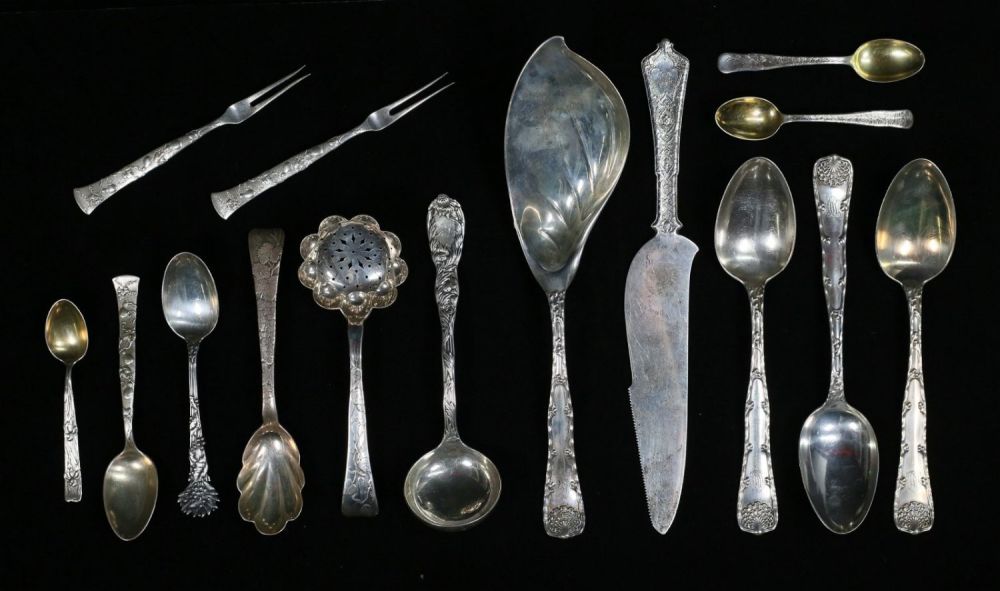 Lot 522: 15 Pieces Tiffany Sterling Flatware