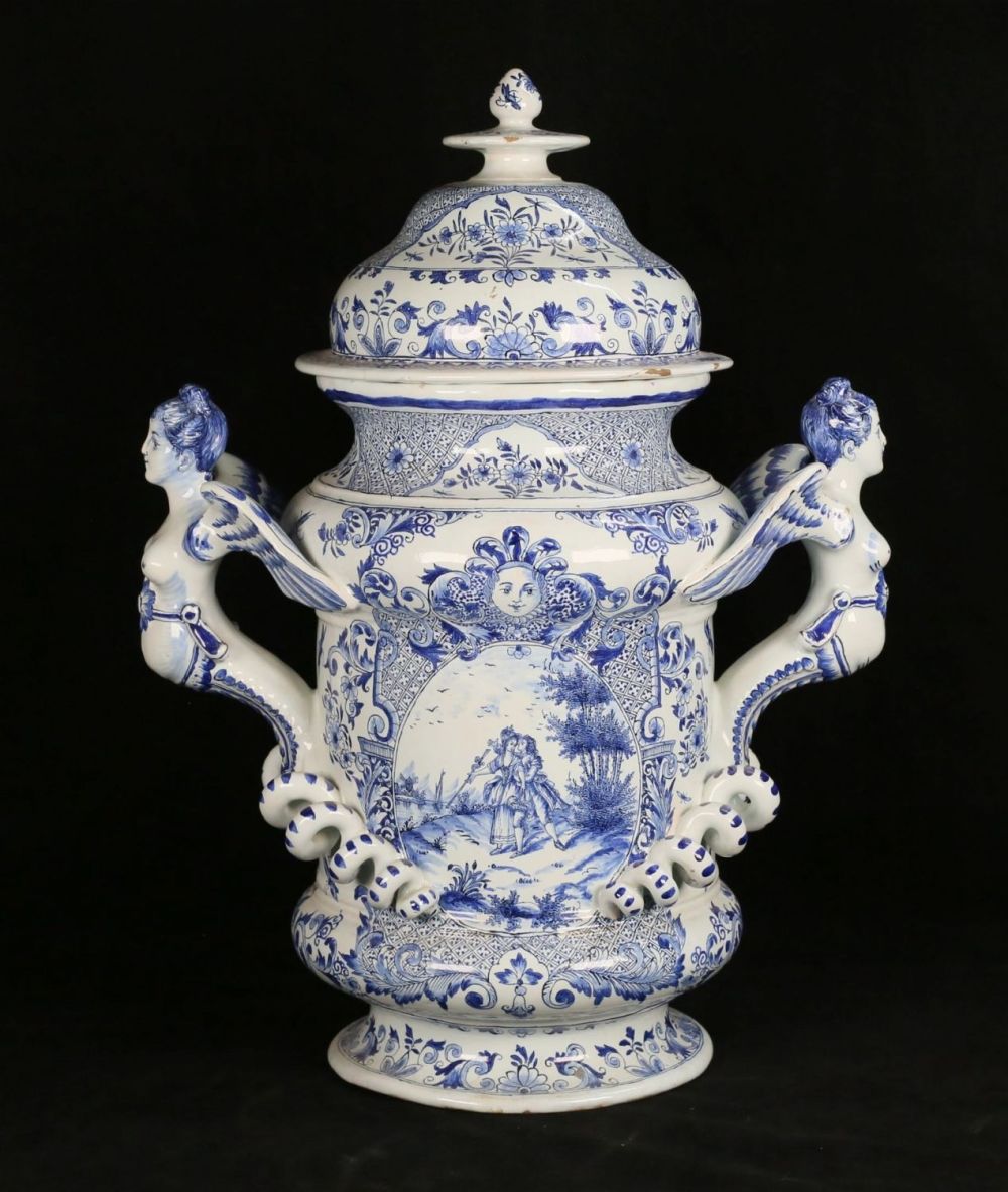 Lot 559: After Willem Van Der Kool Porcelain Lidded Urn