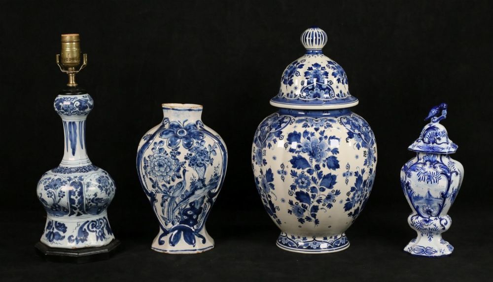 Lot 561: 4 Pieces Delft & Delft Style Porcelain