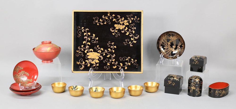 Lot 151: 16 Pieces Chinese & Japanese Lacquer