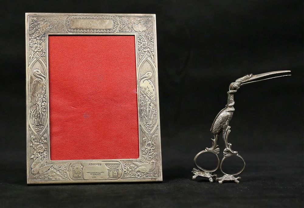 Lot 311: 800 Silver Stork Clamp & Sterling Stork Frame