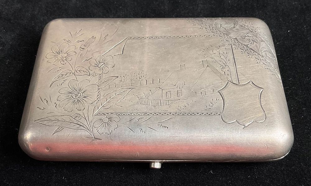 Lot 320: Russian 84 Silver Cigarette Case